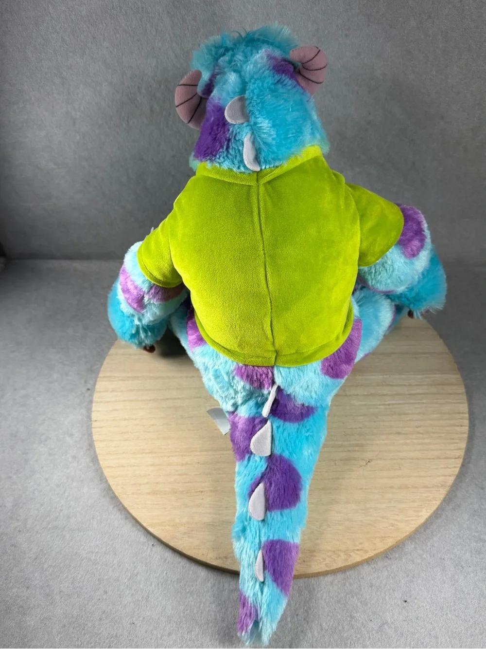 Disney Pixar Monsters University Sulley Plush Oozma Kappa Green Shirt Size 9
